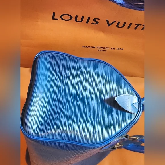 Authentic Louis Vuitton Speedy 30 VI1914 - Picture 15 of 17